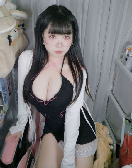 欧美成人精品丝袜_全集神马影院