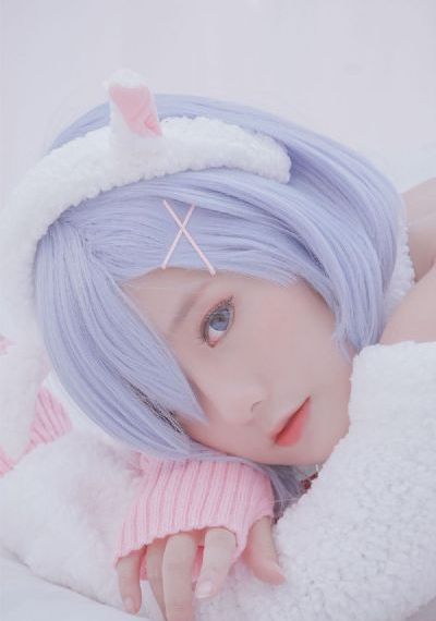 亚洲精品久久久久久久蜜臀老牛_电影未删减版