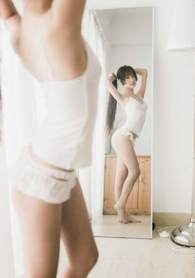 国产精品自在线免费_BD国语电影完整版