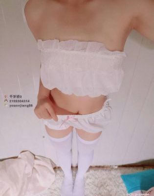 欧美另类老人xxxx_英文版字幕